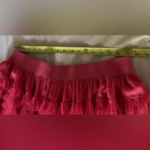 Boden Rachael skirt.  Hard to find!  Sold out quickly - Picture 8 of 10